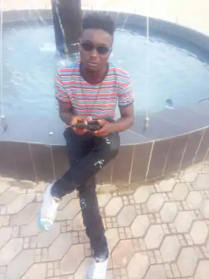 Young Wizz - Hala My Name Ft Flame Star